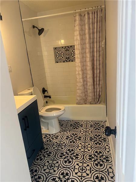 Building Photo - 730 Atlanta St