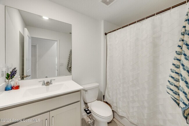 Building Photo - 1328 Colebrook Cir SW