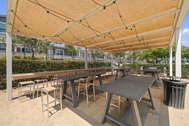 Building Photo - 3530 E Delight Paseo