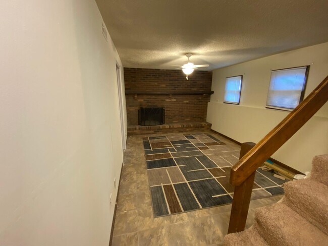 Building Photo - 1762 S El Centro Ct