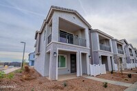 Building Photo - 8149 E Petunia Ave