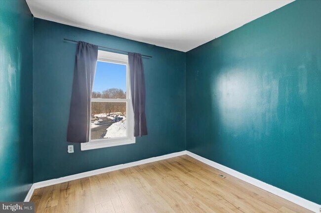 Building Photo - 14187 Royal Oak Ln