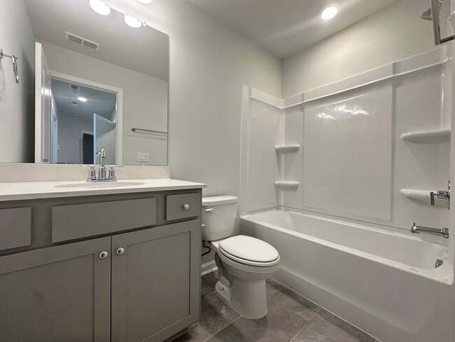 Building Photo - 1604 Tamarisk Ln