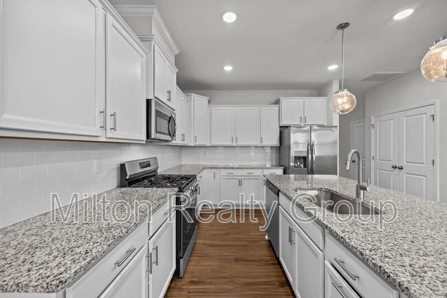 Building Photo - 63 Village Edge Dr