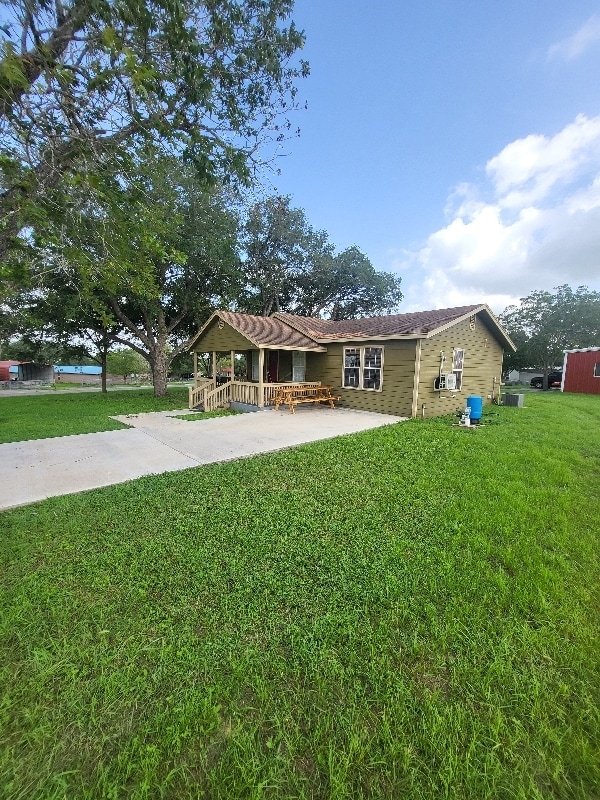 Building Photo - 9027 County Rd 748