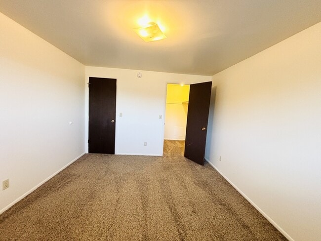 Building Photo - 4768 S Bonair St