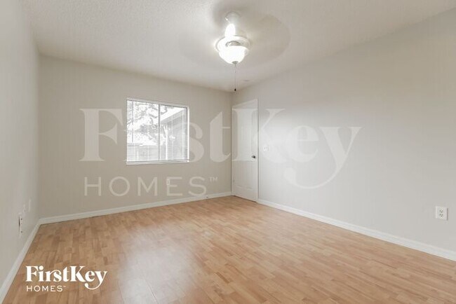 Building Photo - 2941 Gimlet Dr