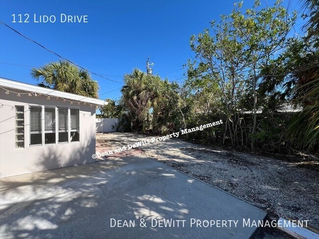 Building Photo - 112 Lido Dr