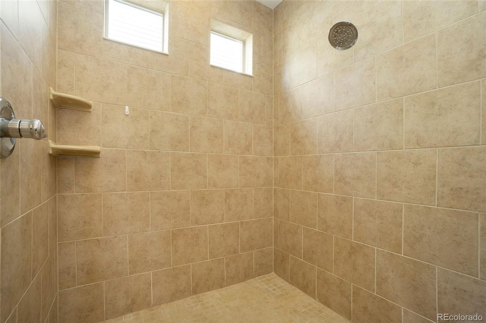 Building Photo - 4741 Ventura St