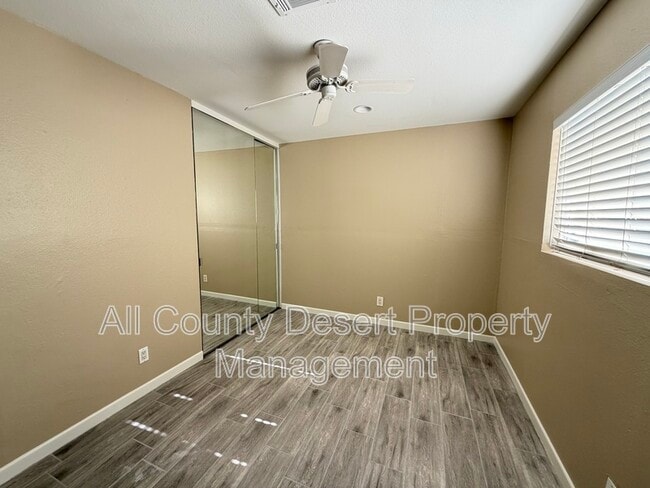 Building Photo - 43714 Aztec St