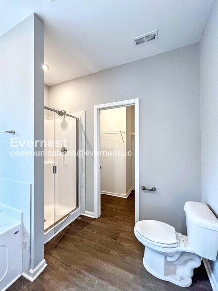 Building Photo - 1112 Prospect Ct