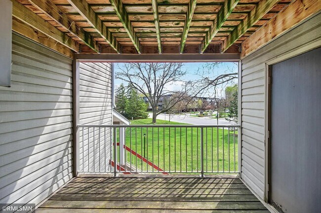 Building Photo - 400 Shelard Pkwy
