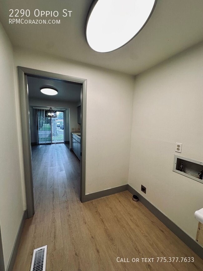 Building Photo - 2290 Oppio St