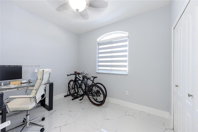 Building Photo - 18316 SW 145th Ave