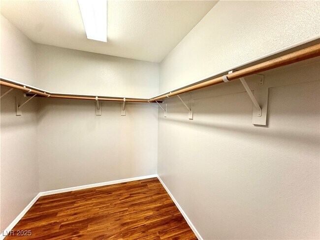 Building Photo - 4182 Cashew Ct