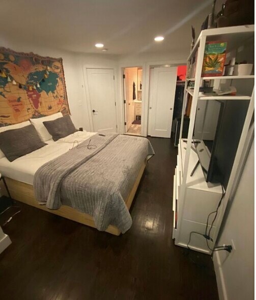 Building Photo - 1134 Jefferson Ave