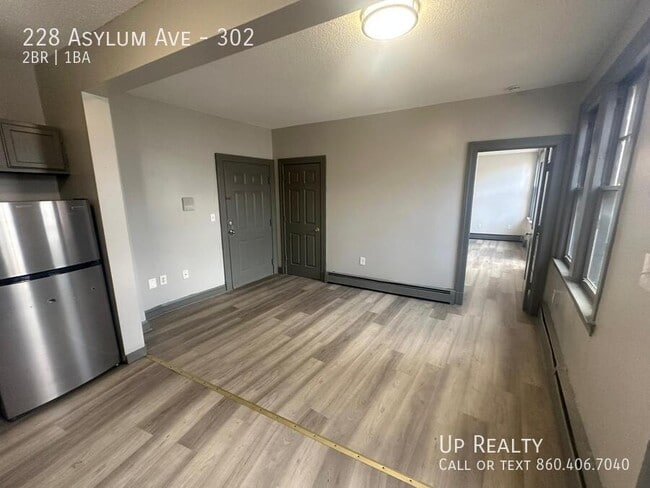 Building Photo - 228 Asylum Ave