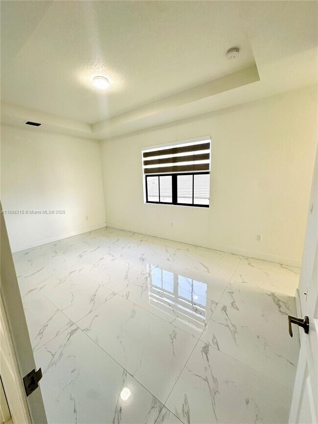 Building Photo - 1831 SW 145th Ave