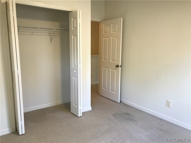 Building Photo - 1626 W Spring Meadow Loop