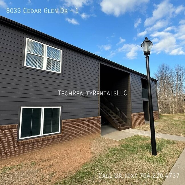 Building Photo - 8033 Cedar Glen Dr