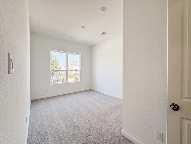 Building Photo - 30939 Spring Lily Wy