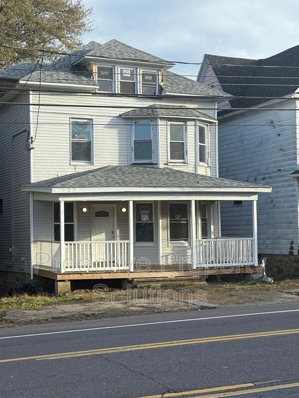 Primary Photo - 415 S Main Ave