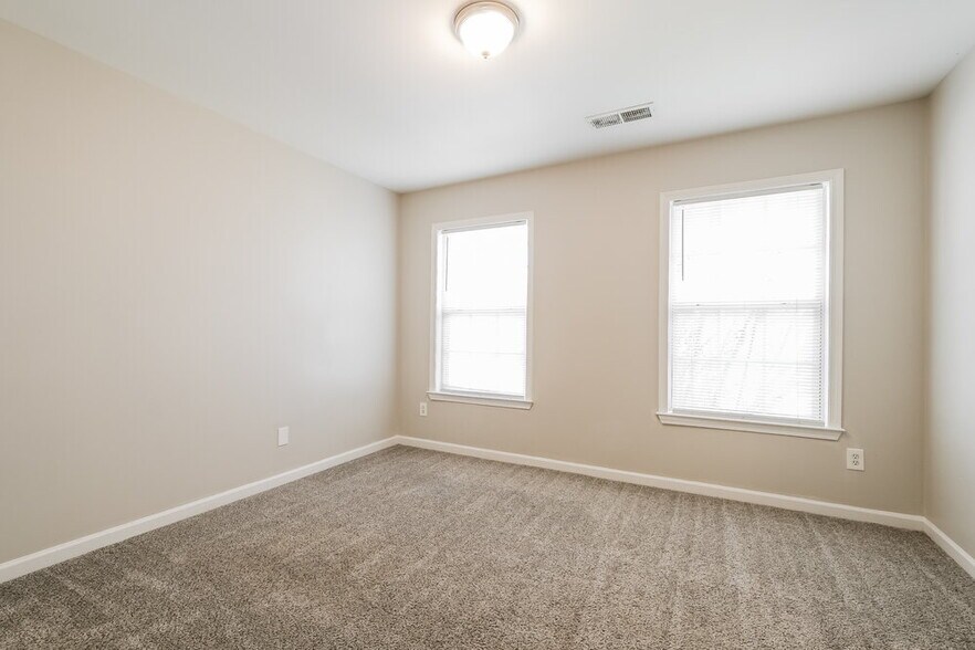 Building Photo - 4616 Burnt Fork Cir