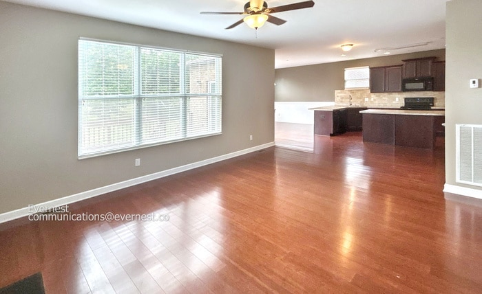 Building Photo - 5057 Falling Water Rd