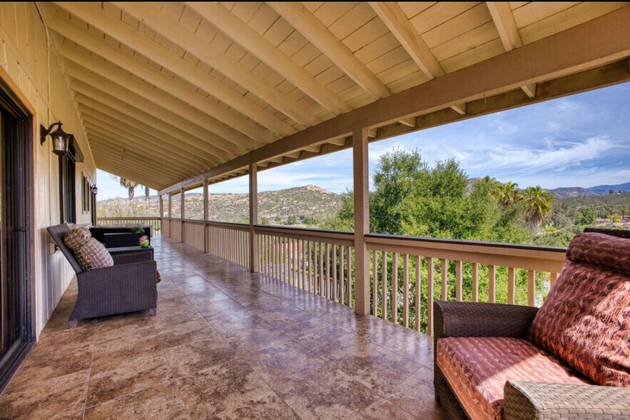 Upstairs Patio - 15408 Vista Vicente Dr