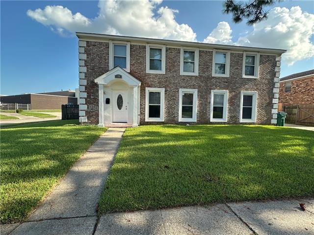 Building Photo - 888 Legion Dr