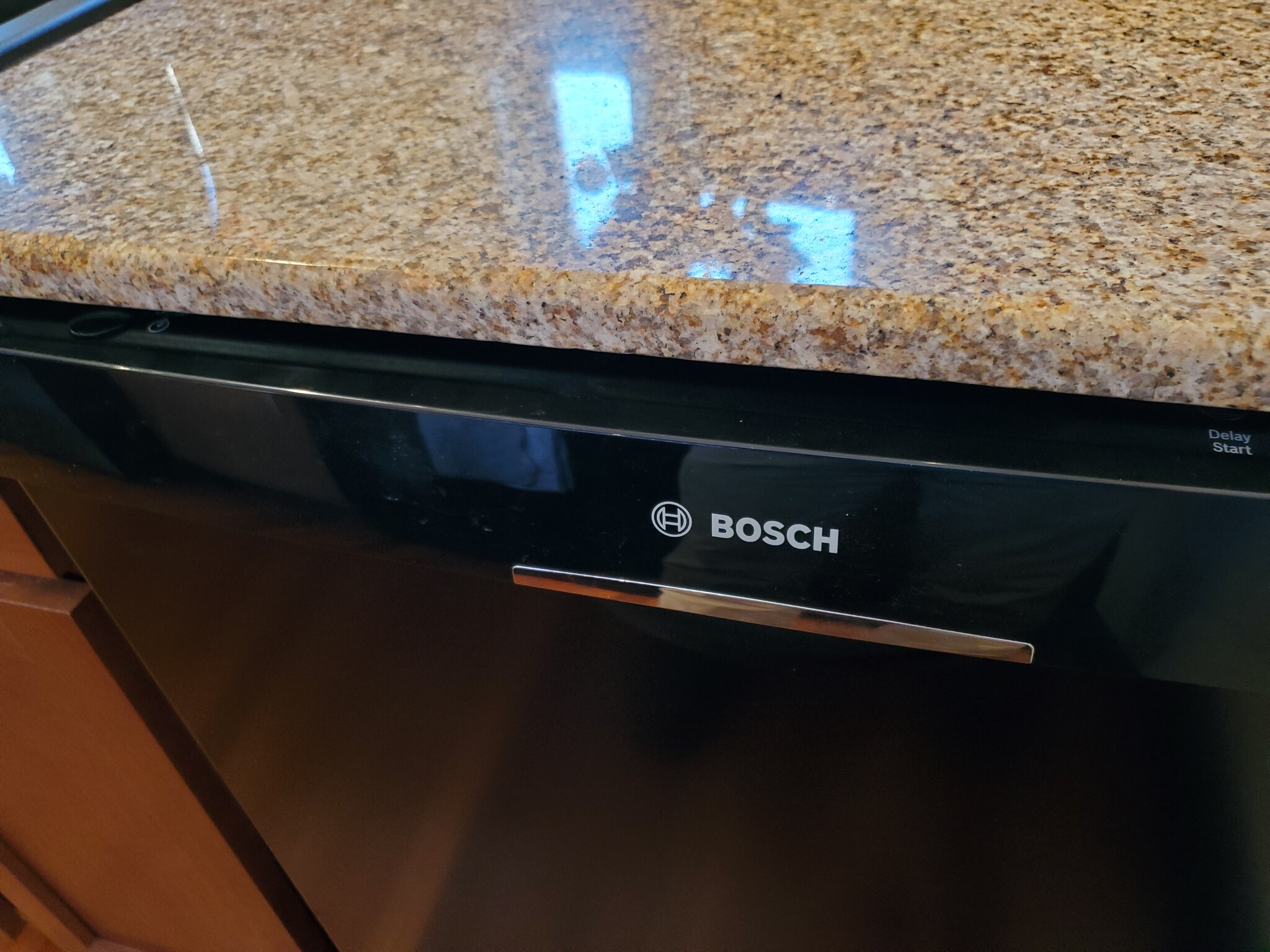 Bosch dishwasher - 534 Yates St