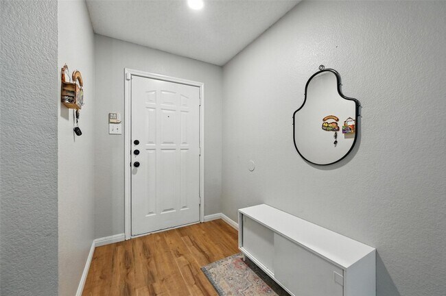 Building Photo - 636 Capricorn St