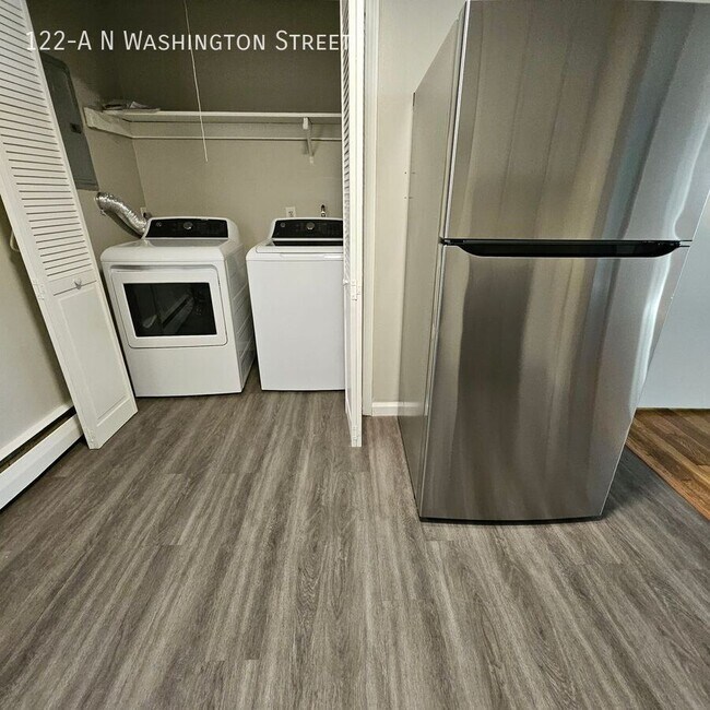 Building Photo - 122-A S Washington St