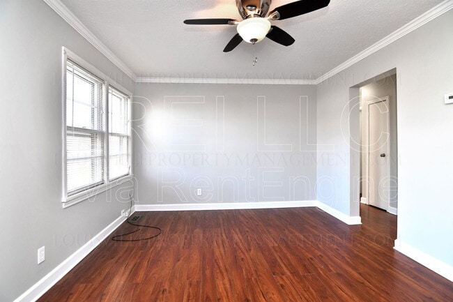 Building Photo - 6604 Estele Ave