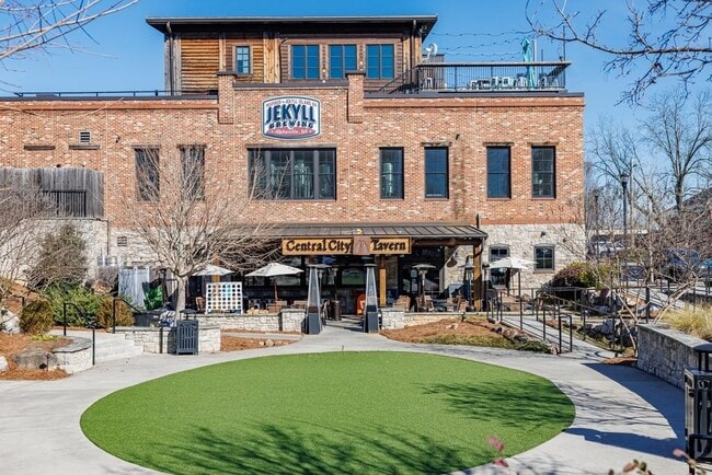 Building Photo - 200 Braeden Wy