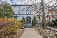 Building Photo - Charming Studio Apartment in Columbia Heig...