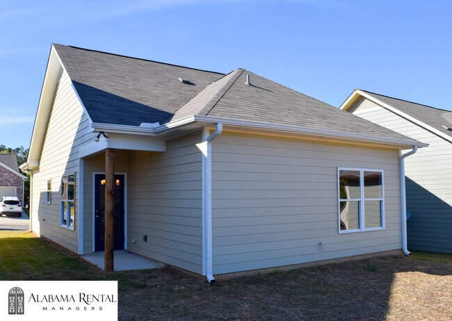 Building Photo - 839 Kent Dr