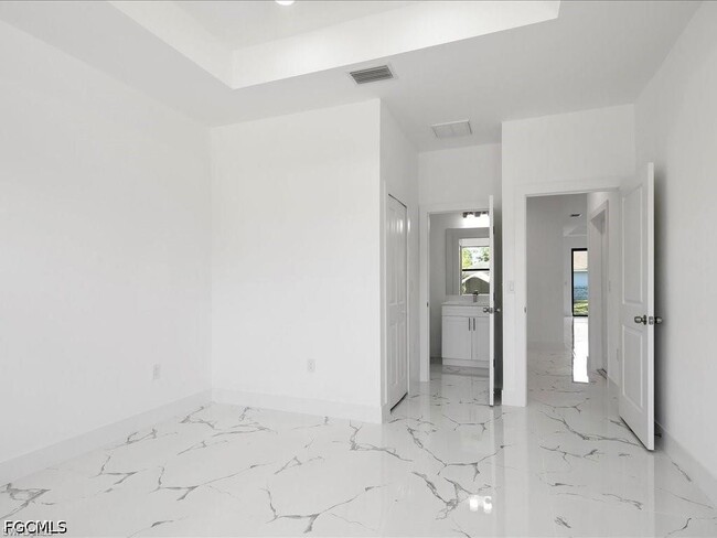 Building Photo - 5208 28th St SW