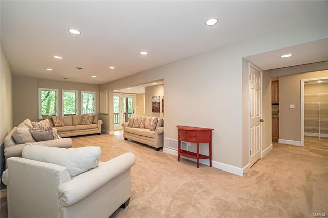 Building Photo - 817 Gray Friar Dr