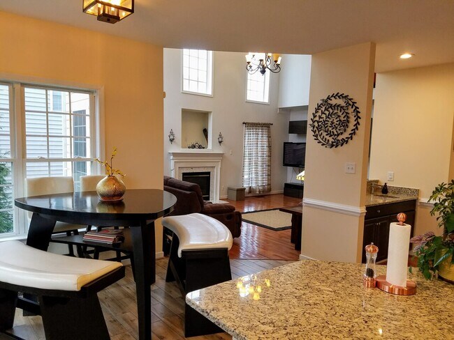 Building Photo - 4917 Sadler Glen Ct, Glen Allen, VA 23060