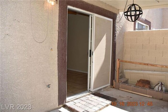 Building Photo - COMING SOON - Ready no later than the end of December!