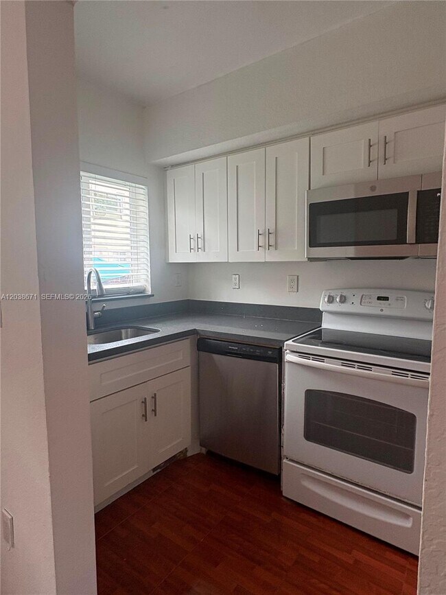 Building Photo - 481 NW 84th Ln