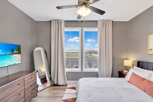 Building Photo - 214 Great Loop E Dr