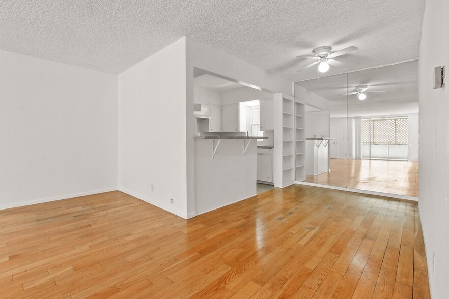 Building Photo - 1237 Berkeley St