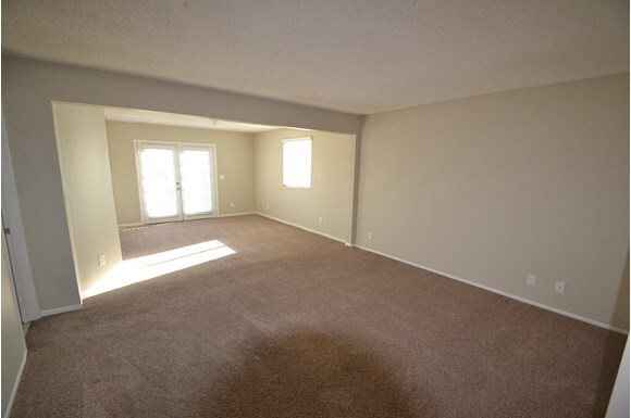 Building Photo - 5055 Citadel Ave