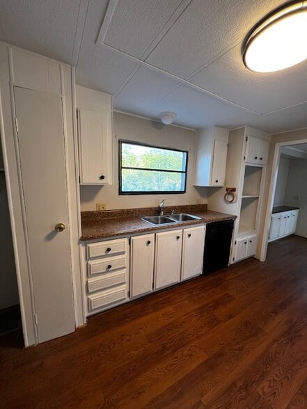 Building Photo - 7830 Whites Creek Pike