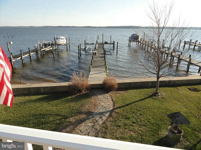 Building Photo - 1219 Bayside Rd