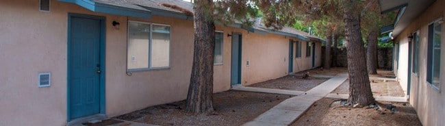 Primary Photo - University Park Apartments