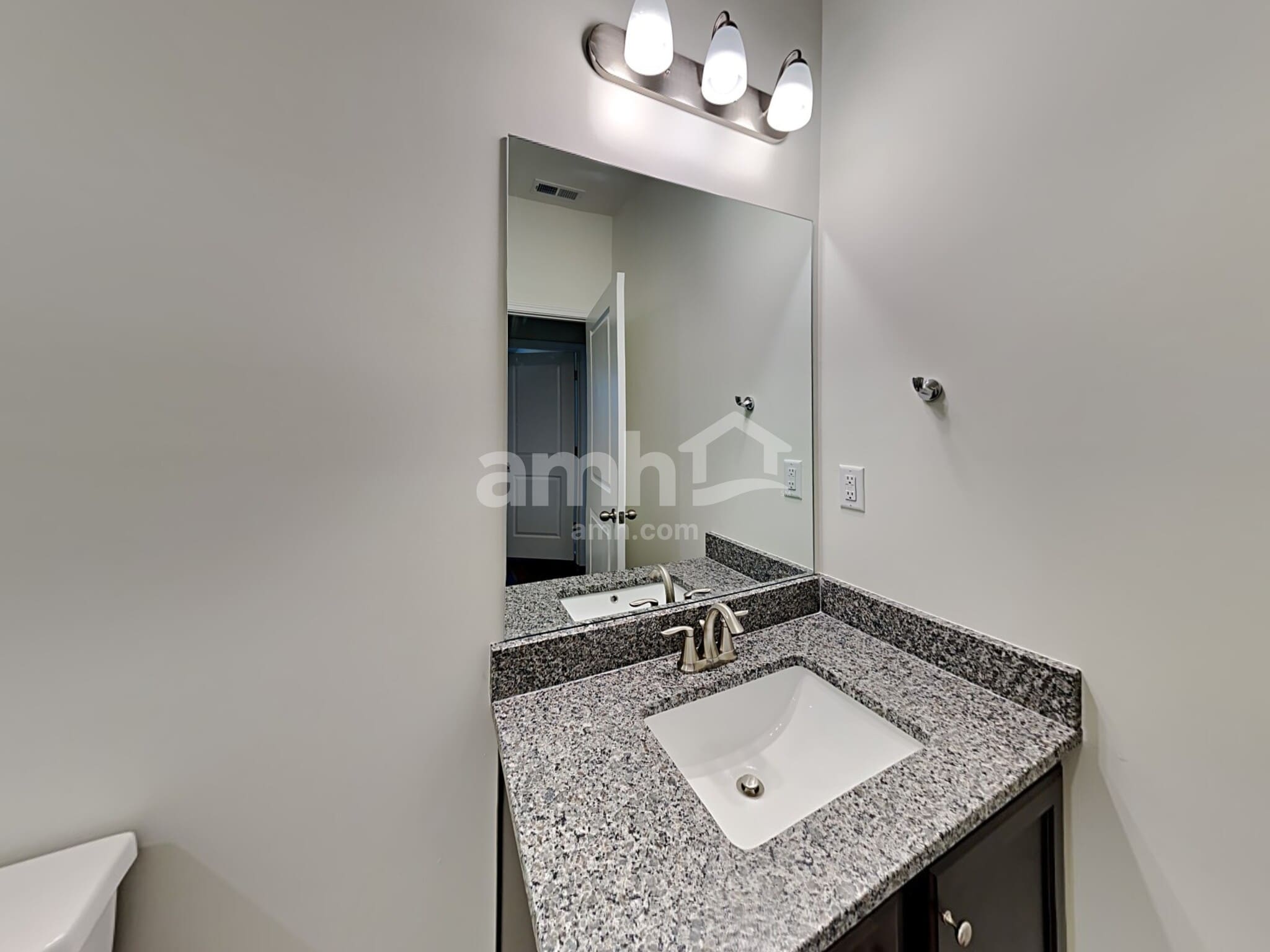 Building Photo - 1300 Ashlyn Ct