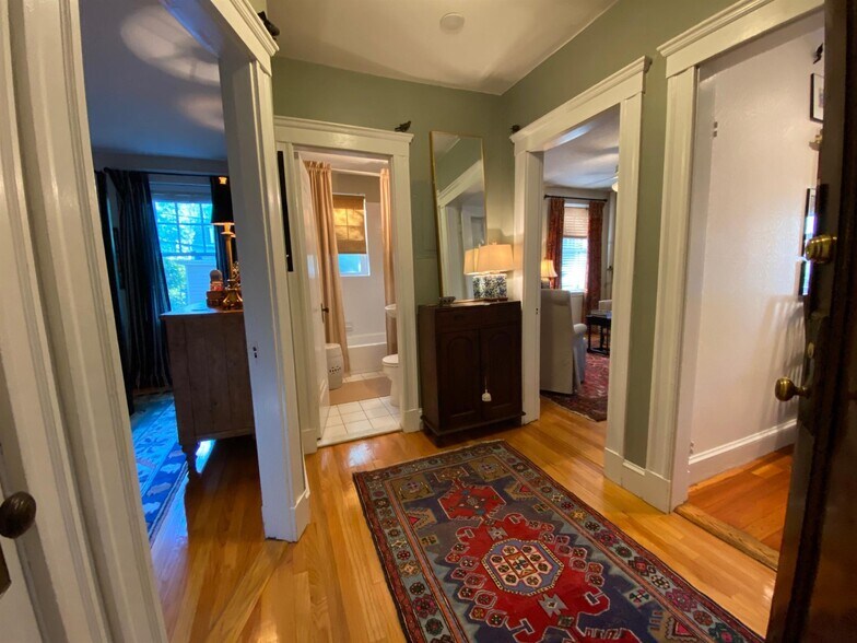 Building Photo - 9 Ellery St